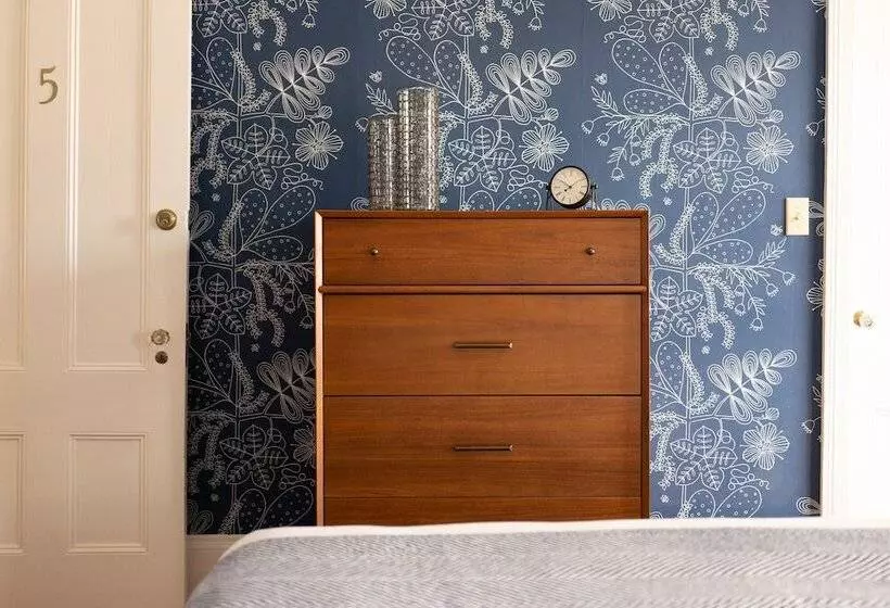 Hotelli Onesixtyfive