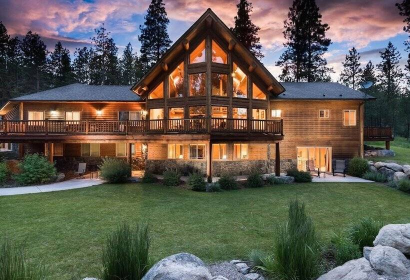 فندق Pineview Lodge