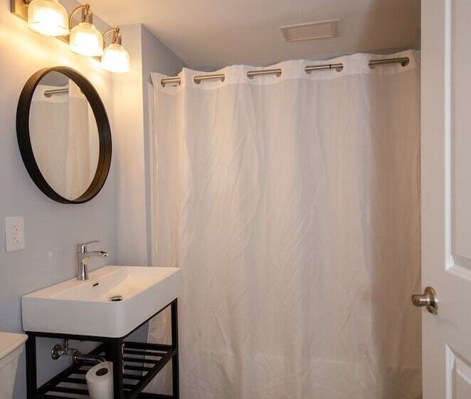 فندق على الطريق Applehouse