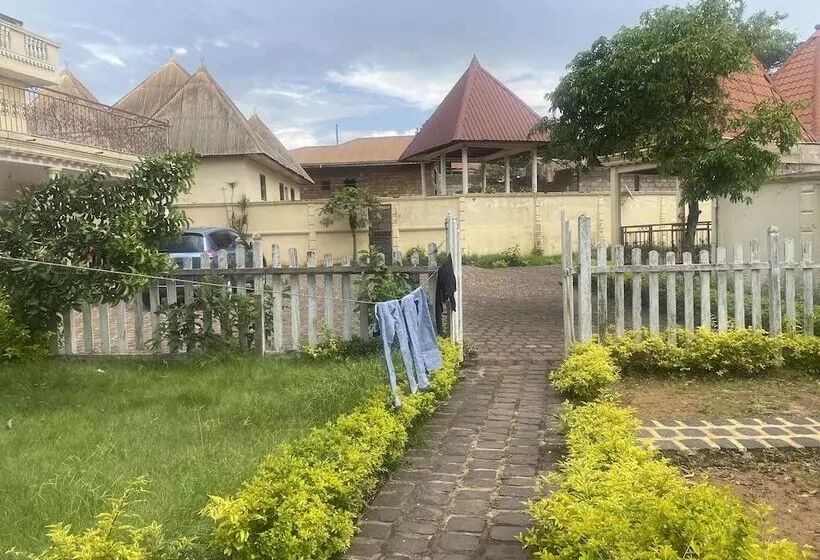 پانسیون Manoir Des Innoncents