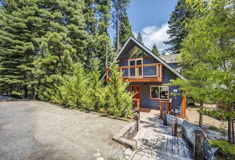 Serene Tahoe Cabin