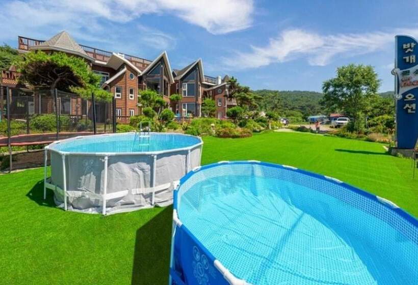 Taean Batgae Ocean Pension