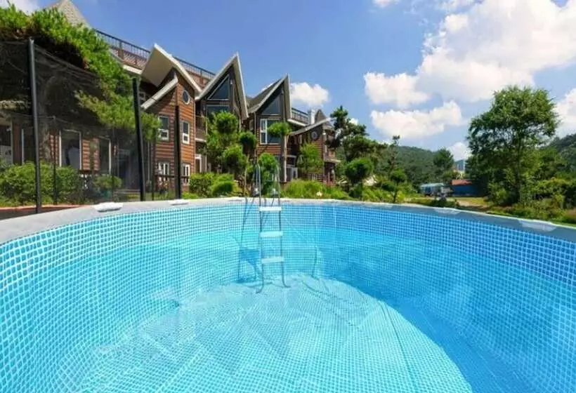 Taean Batgae Ocean Pension