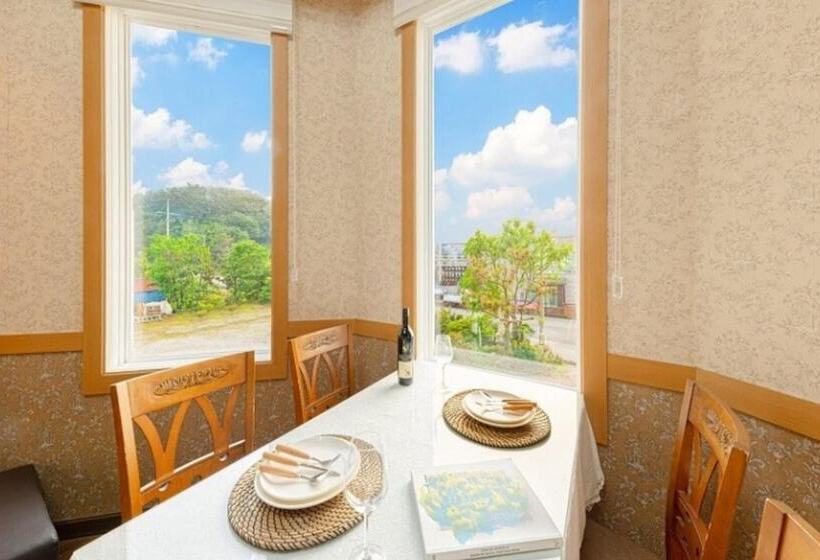 Taean Batgae Ocean Pension