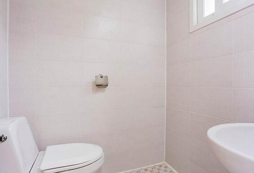 Taean Teuranjageunseong Pension