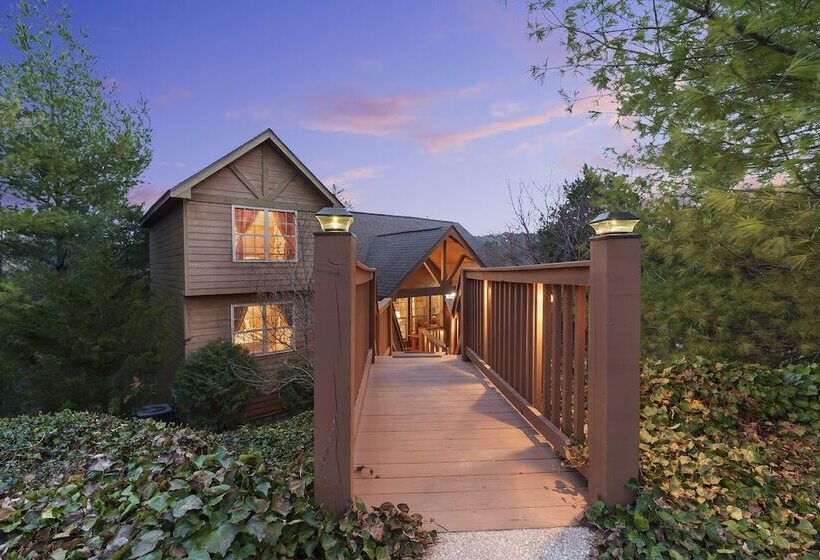 The Lodge On The Creek Branson West Cabin W/ Beautiful Views
