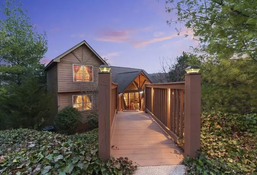 The Lodge On The Creek Branson West Cabin W/ Beautiful Views