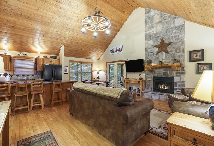 The Lodge On The Creek Branson West Cabin W/ Beautiful Views