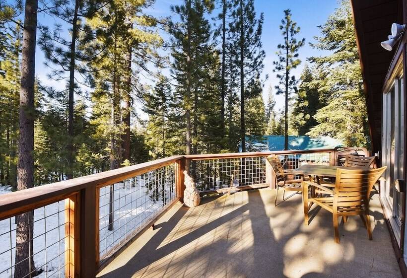 Woodside Hideout Hop Away From Activities