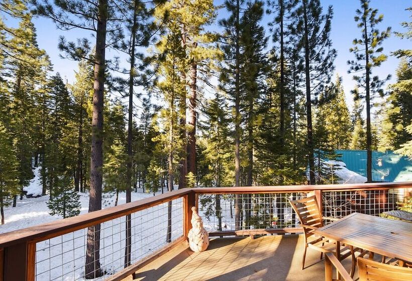 Woodside Hideout Hop Away From Activities