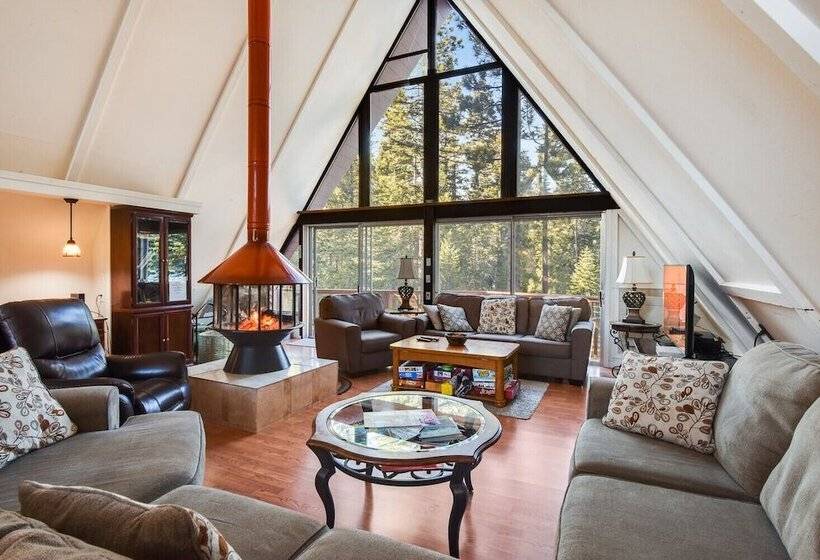 Woodside Hideout Hop Away From Activities