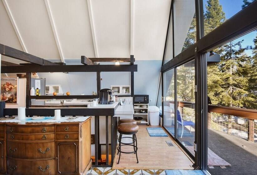 Woodside Hideout Hop Away From Activities