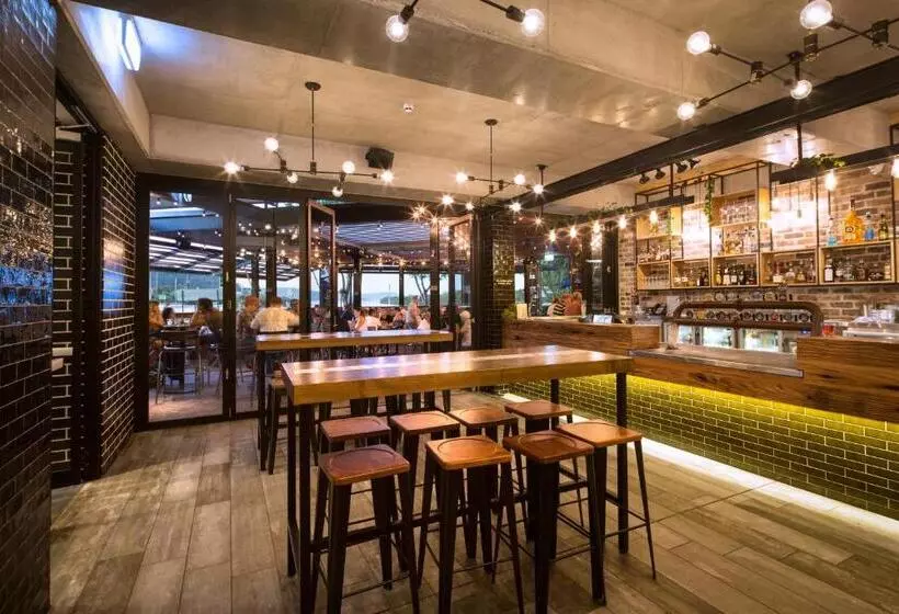 Bayview Hotel Woy Woy