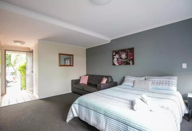 Bayview Hotel Woy Woy