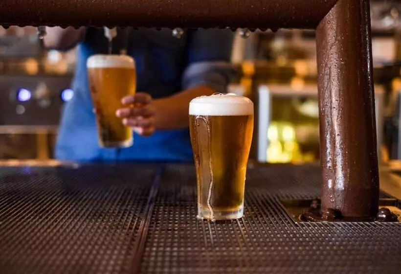 Bayview Hotel Woy Woy