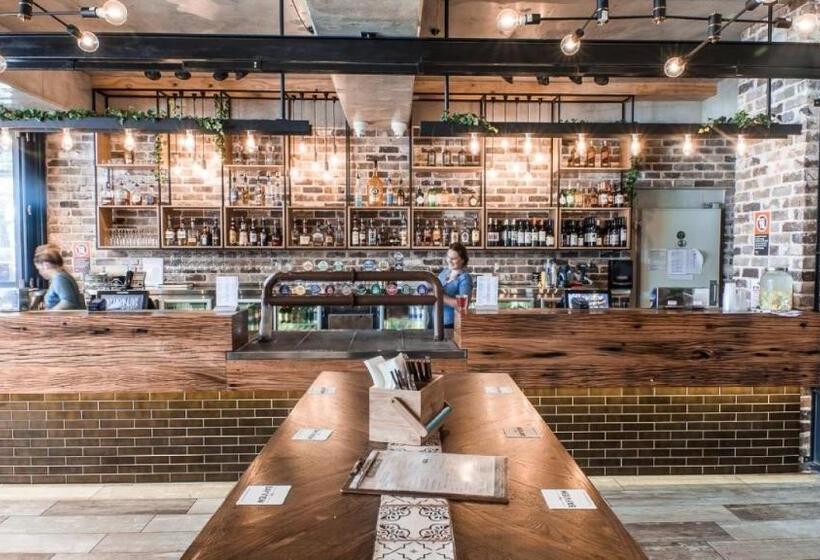 Bayview Hotel Woy Woy