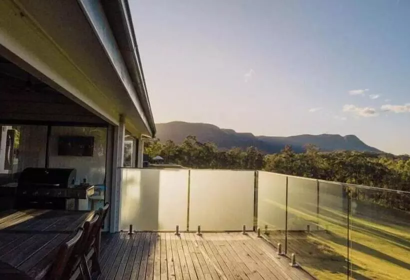 צימר Wine Country Villas