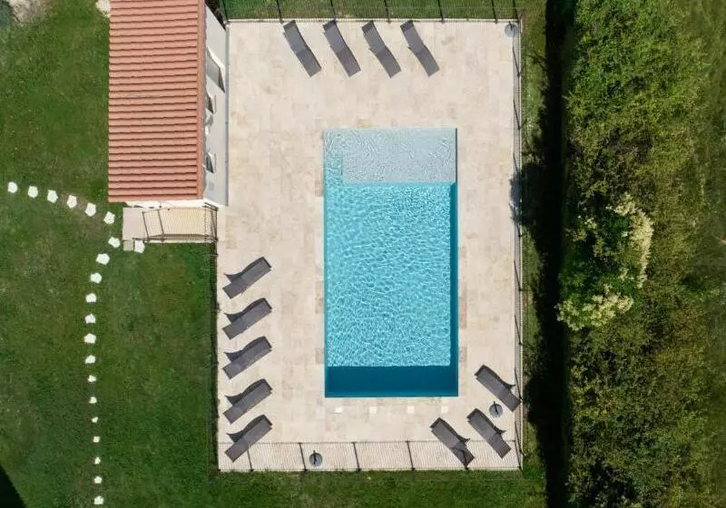 Garden & City Aix En Provence  Puyricard