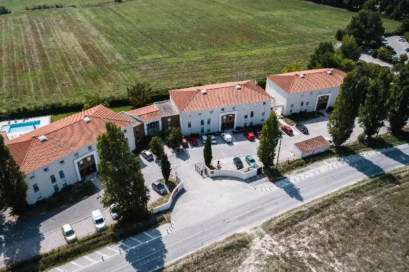 Garden & City Aix En Provence  Puyricard