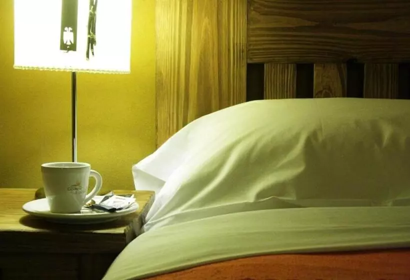 هتل Cabañas Monte Coiron