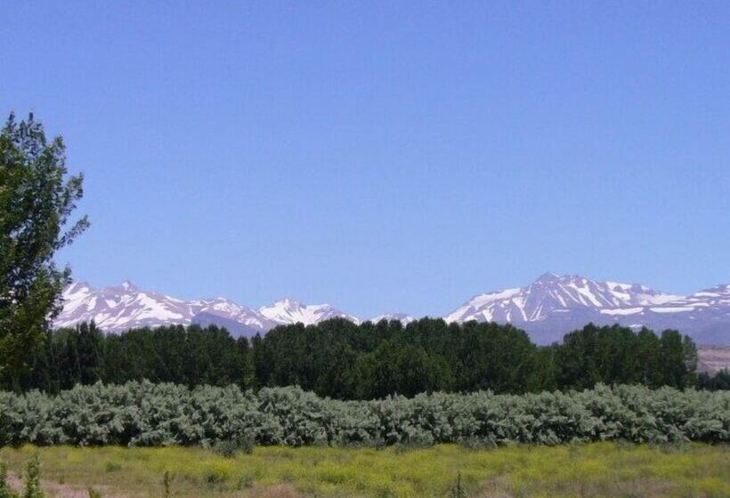 Hotel Cabañas Monte Coiron