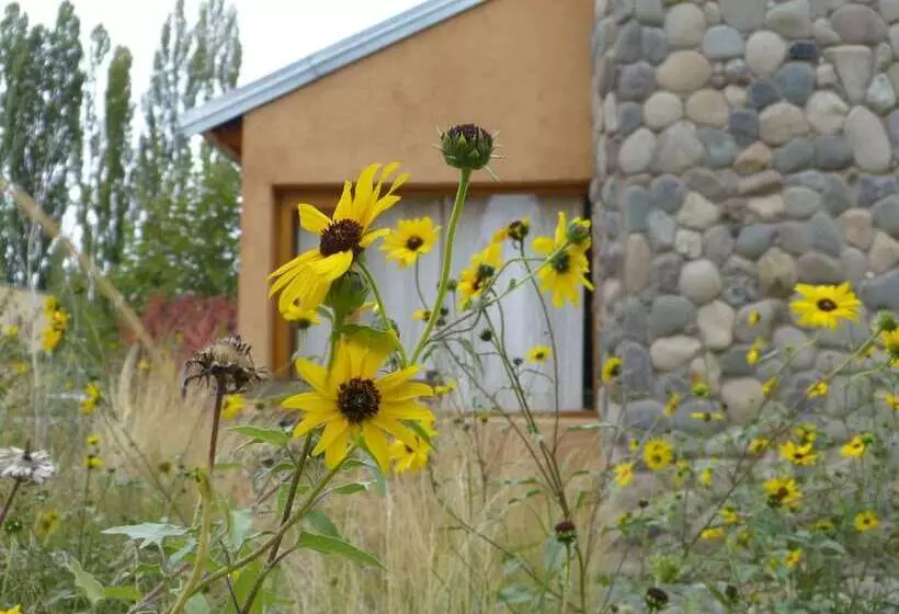 هتل Cabañas Monte Coiron