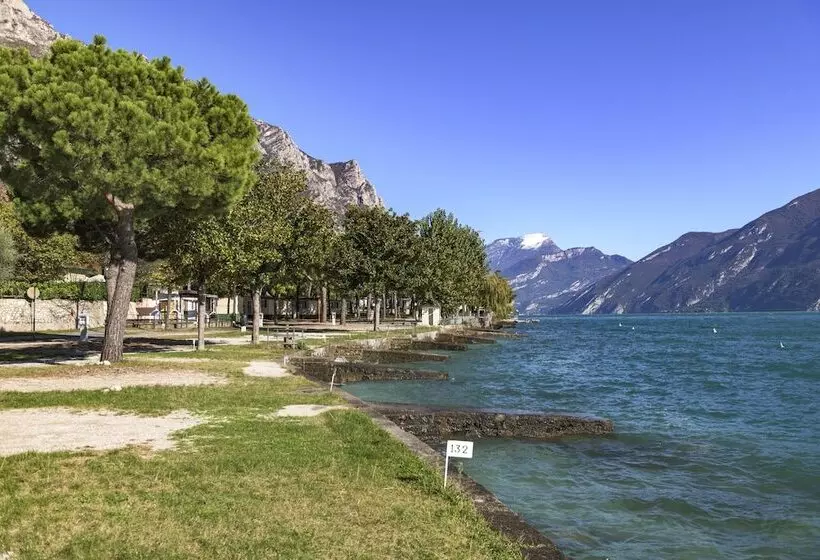 هتل Camping Park Garda