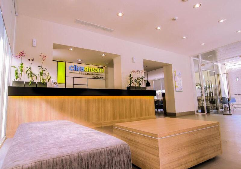 هتل Citradream Semarang