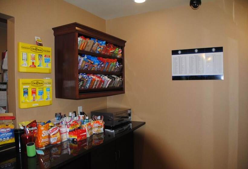 Cobblestone Hotel & Suites   Charlestown