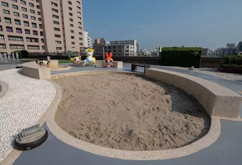 هتل Cozzi Ximen Tainan