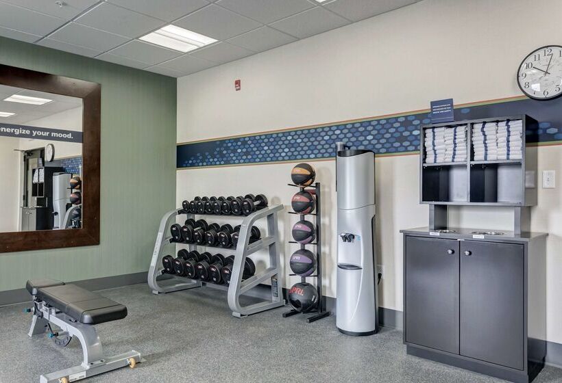 호텔 Hampton Inn Poplar Bluff