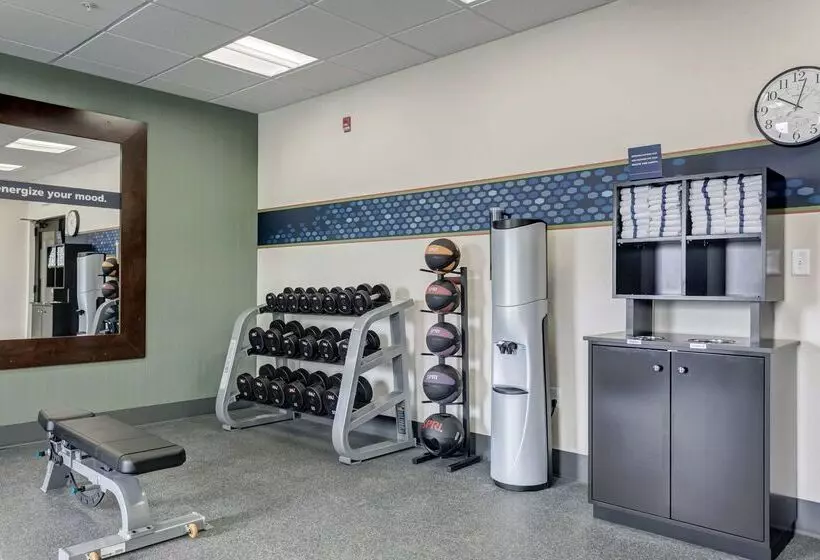 Отель Hampton Inn Poplar Bluff