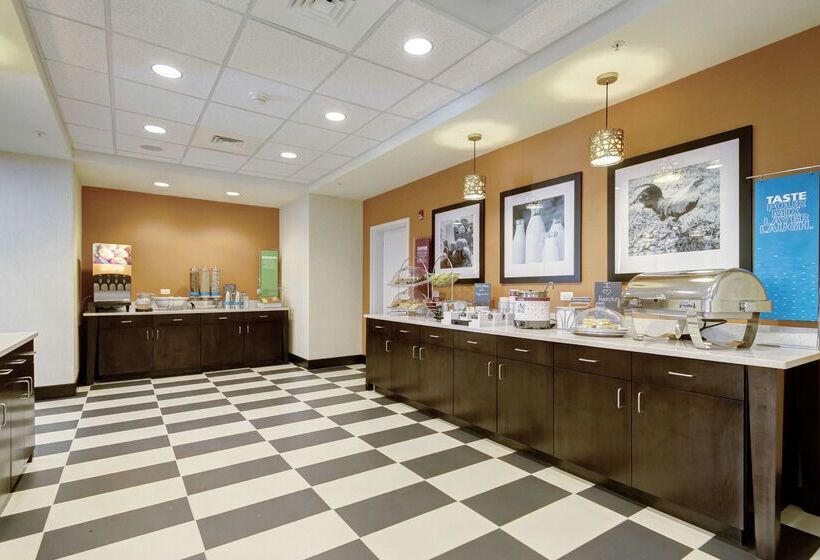 호텔 Hampton Inn Poplar Bluff