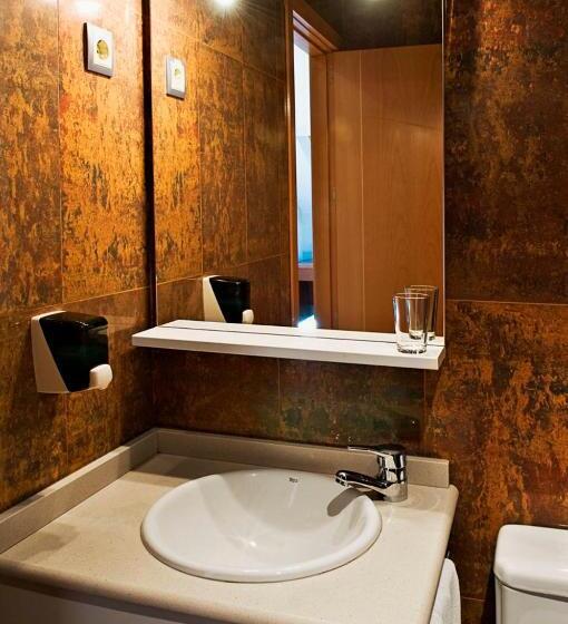 ホテル Hostal Villa De Ajalvir