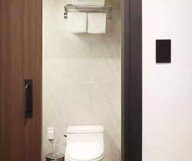 בית מלון כפרי Lumia Myeongdong