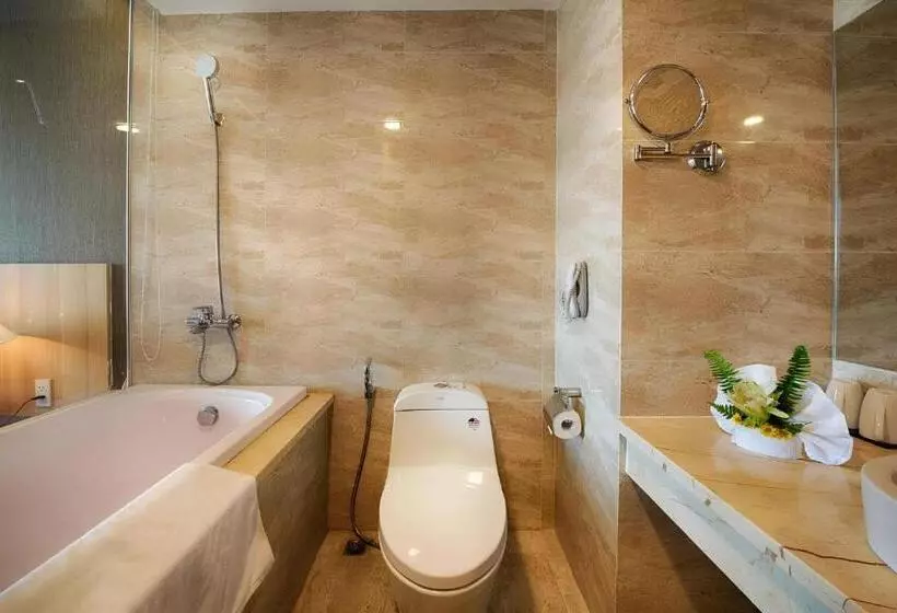 Hotelli Muong Thanh Holiday Mui Ne