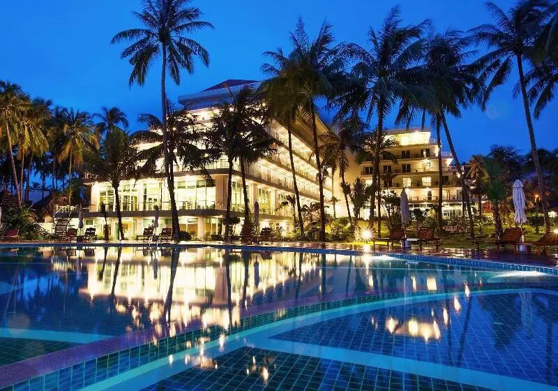 Hotelli Muong Thanh Holiday Mui Ne