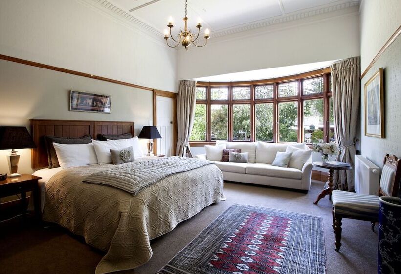 Hotel Olivers Central Otago