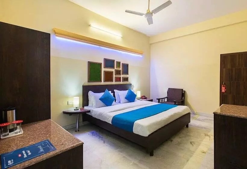 Hotel Oyo Rooms Bani Park Kabir Marg
