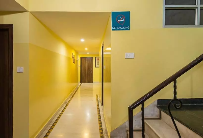Hotel Oyo Rooms Bani Park Kabir Marg
