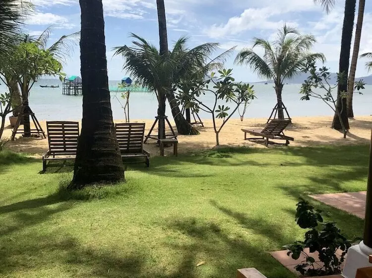 ホテル Peppercorn Beach