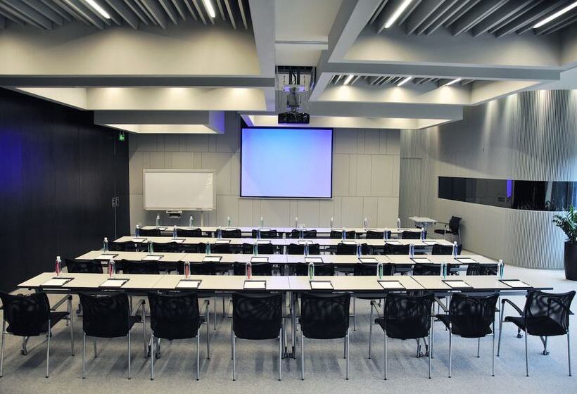 Отель Shenzhen O