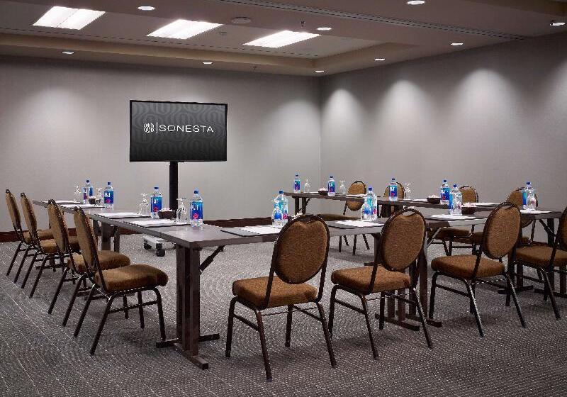 Отель Sonesta Bee Cave Austin Hill Country