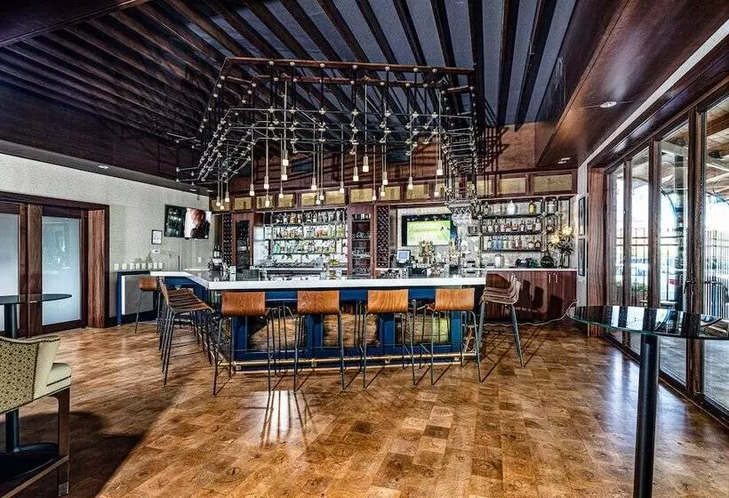 호텔 The Inn At The Crossroads