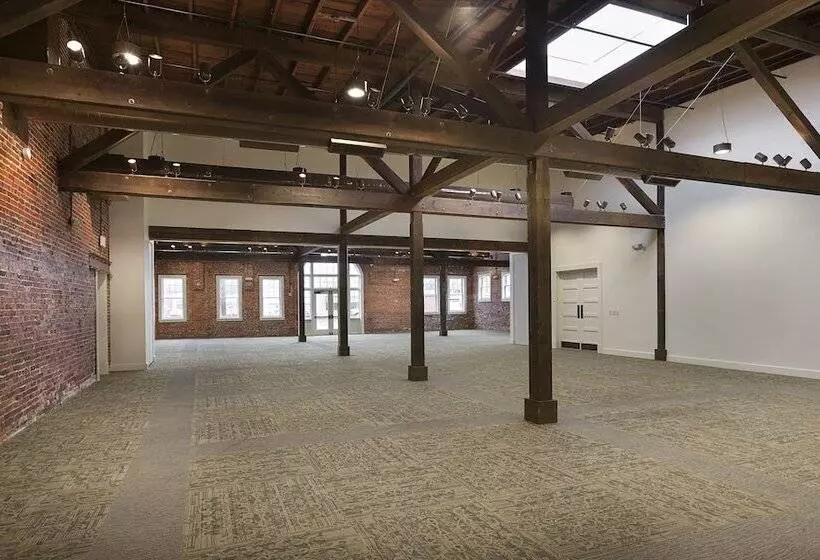 호텔 The Inn At The Crossroads