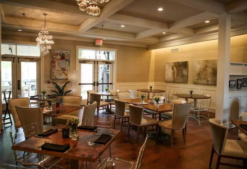 호텔 The Inn At The Crossroads