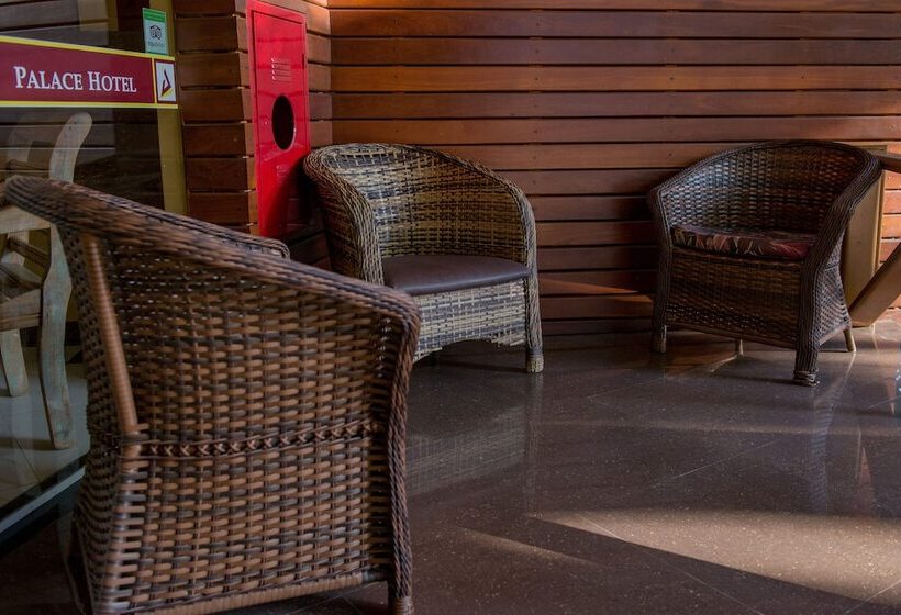 בית מלון כפרי Villa Iguaçu Palace