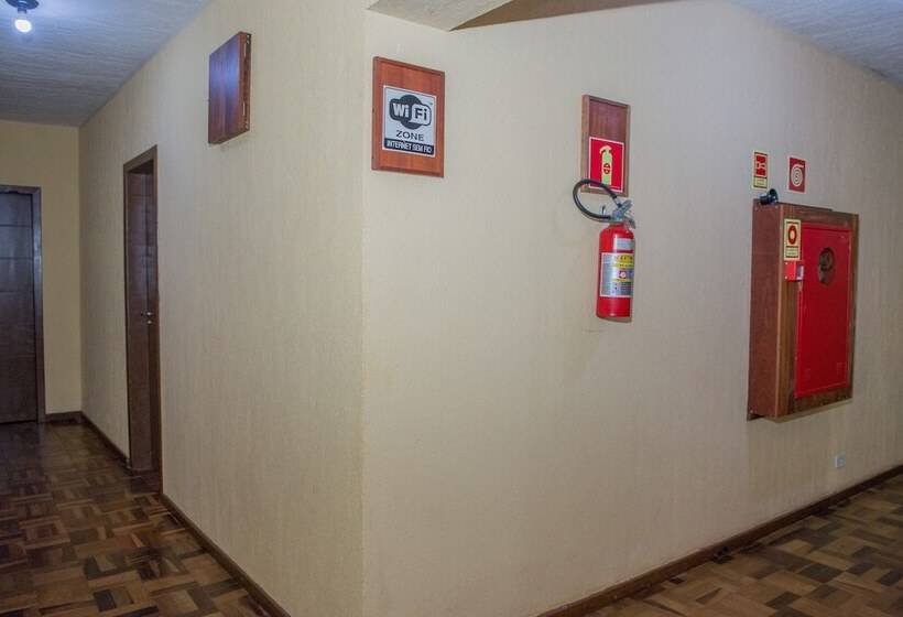 בית מלון כפרי Villa Iguaçu Palace