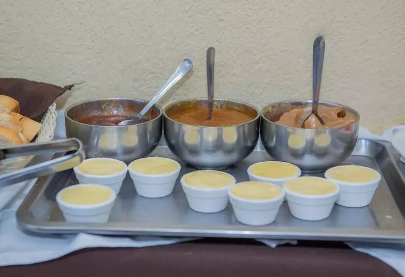 בית מלון כפרי Villa Iguaçu Palace