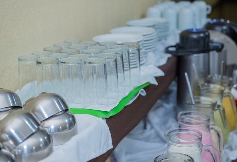 בית מלון כפרי Villa Iguaçu Palace